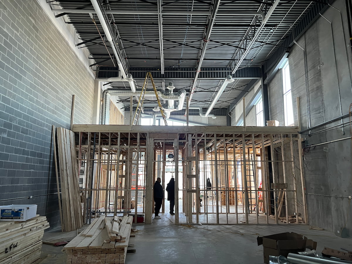 Framed mezzanine floor – permit stage construction